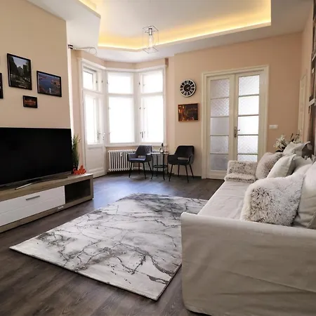 King Charles Residences بودابست